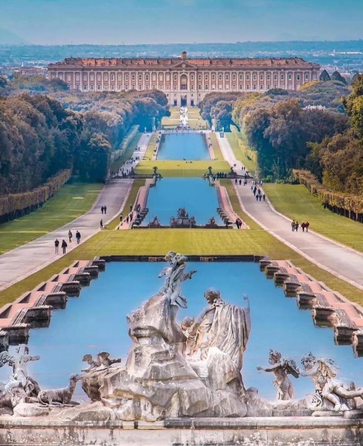 The Essential - Reggia Di Caserta Esterno foto